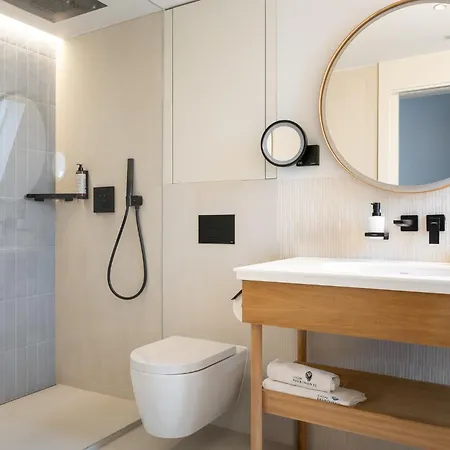 Nowy Luxury With Jacuzzi & Sky Terrace By Lion *