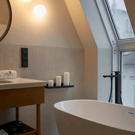 Nowy Luxury With Jacuzzi & Sky Terrace By Lion Apartment *